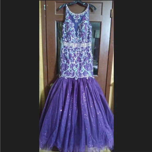 Tiffany Eggplant dress - Picture 2 of 9